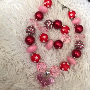 💥💥SALE 💥💥Heart 💕shaped bracelet set💕